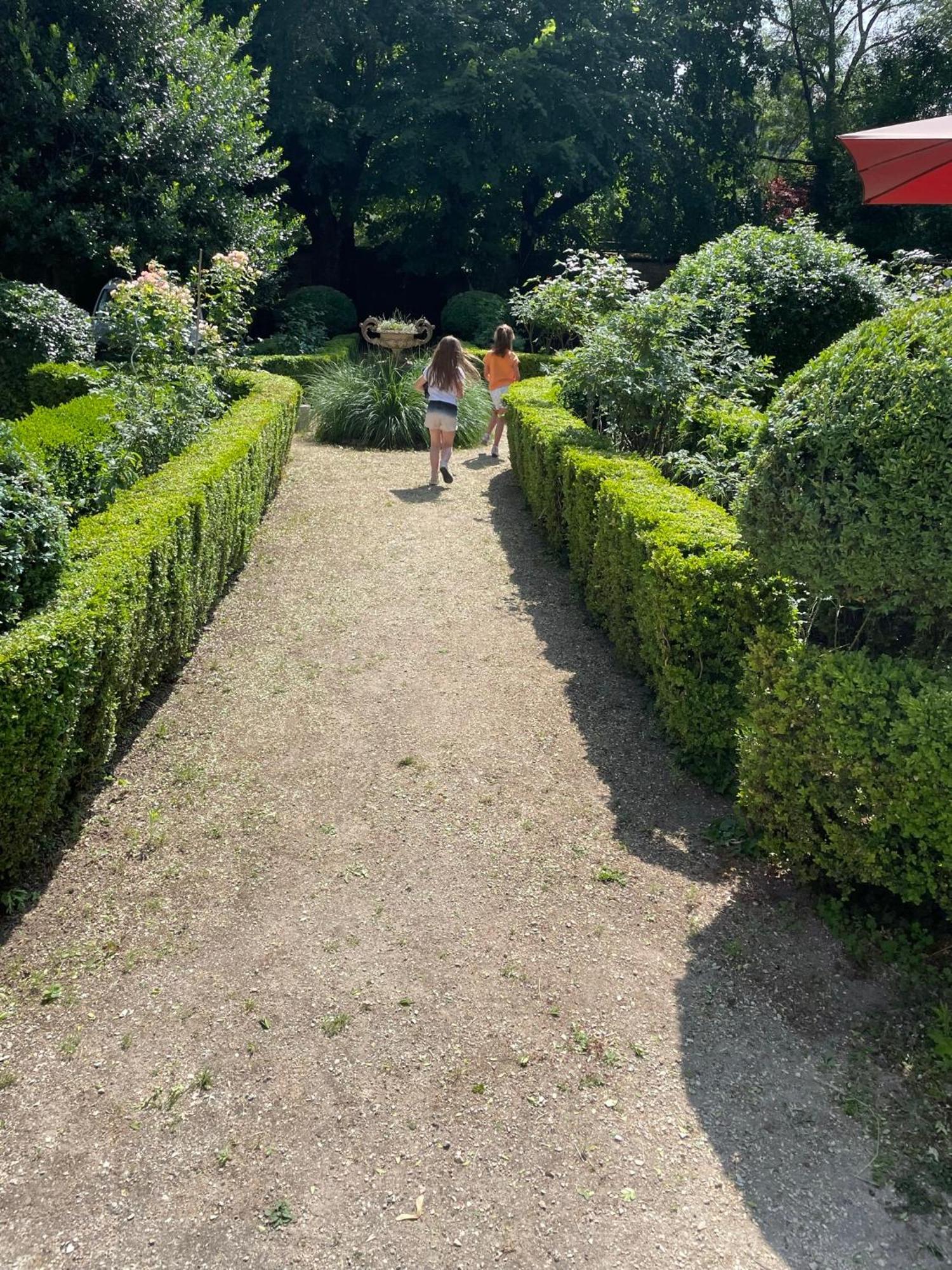 Belle Fontaine Hotel Bourges Bagian luar foto